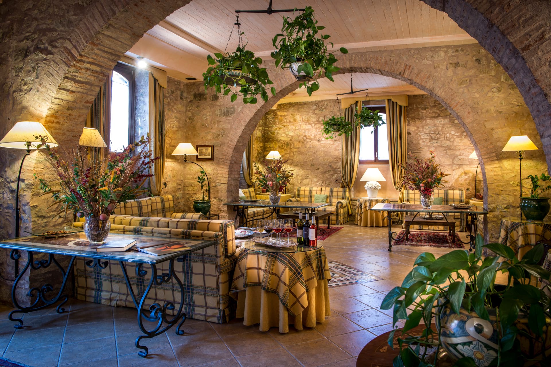 Abbazia Santa Anastasia, reception